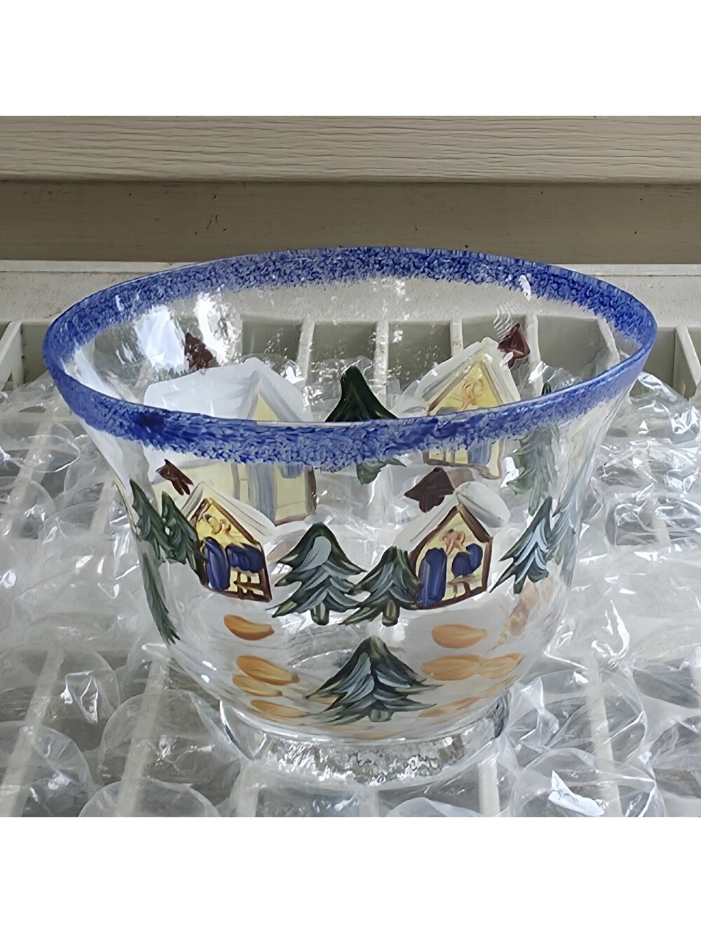 Cooks Bazaar Gourmet Collection Holly Mountain Lodge Handpainted Glass Bowl 1 Pc